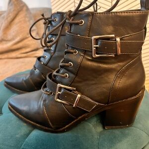 New Look Black Heeled Boots with Buckle Detail